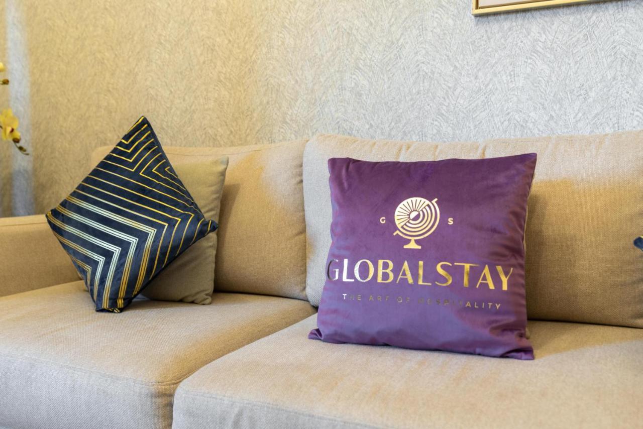 Globalstay At Sarai Apartments Beachfront Paradise With Pool And Gym 두바이 외부 사진